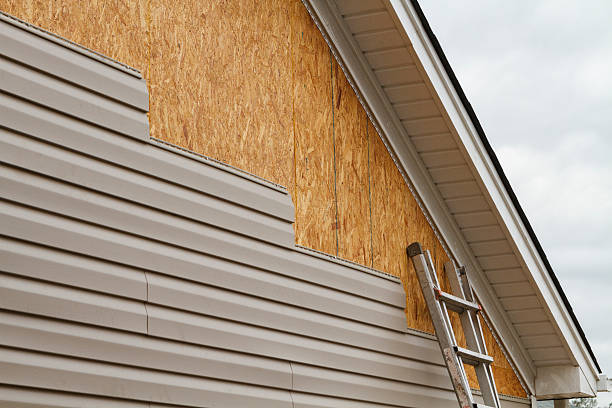 24/7 Emergency Siding Replacement experts in North Babylon, NY